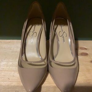 Jessica Simpson- Nude Pumps